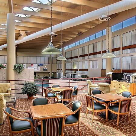 Hotel Muscatine Εξωτερικό φωτογραφία