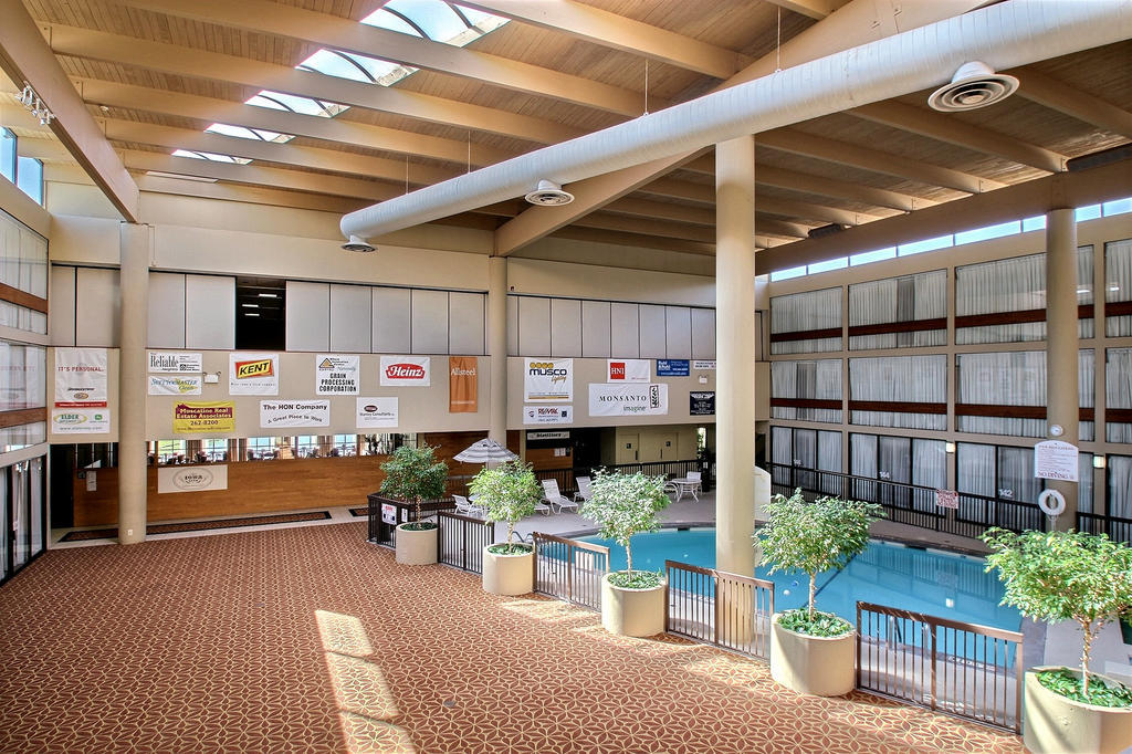 Hotel Muscatine Εξωτερικό φωτογραφία